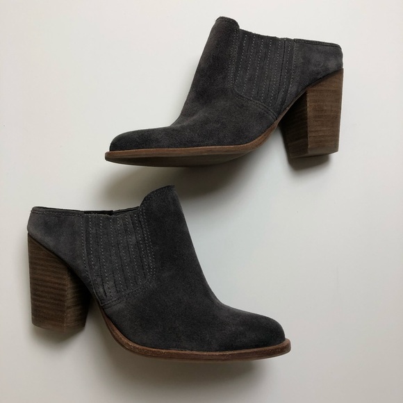Steve Madden Shoes - Steve Madden suede grey backless booties